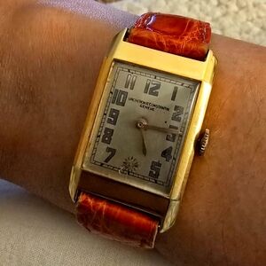 Elegant Vintage Vacheron Constantin Watch In 18k Gold